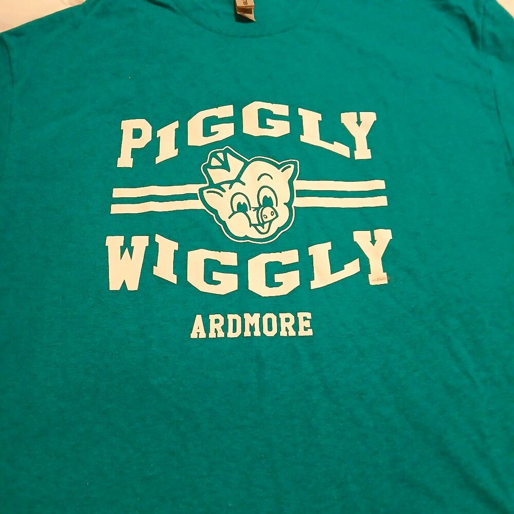 Piggly Wiggly Graphic Tee- Ardmore Tennessee